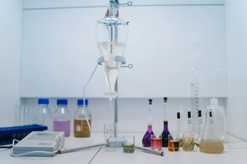 Fine chemicals laboratory